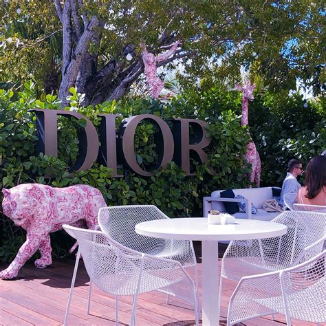 fotos de cafe dior miami|dior boutique miami design.